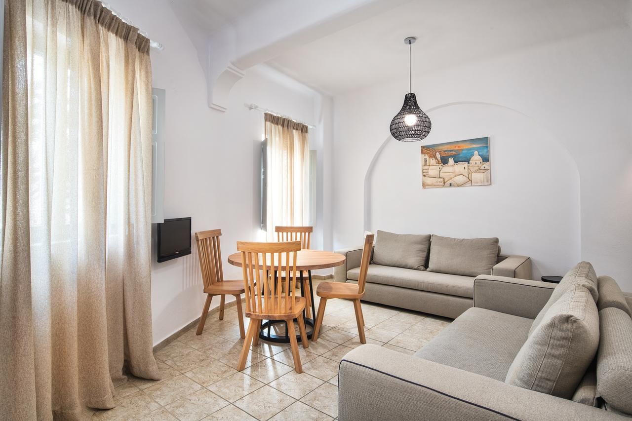 Nonis Apartments 산토리니 외부 사진